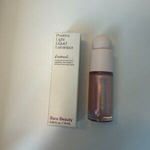 Rare Beauty by Selena Gomez  Positive Light Liquid Luminizer Highlight - Enchanr